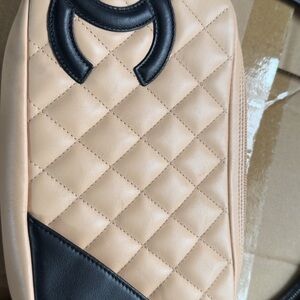 Authentic Vintage Chanel Elegant Quilted Tan and Black Women's Bag